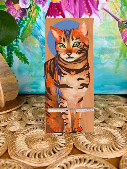 Bengal Cat- UV print on a wooden cell phone holder (iPhone Android).