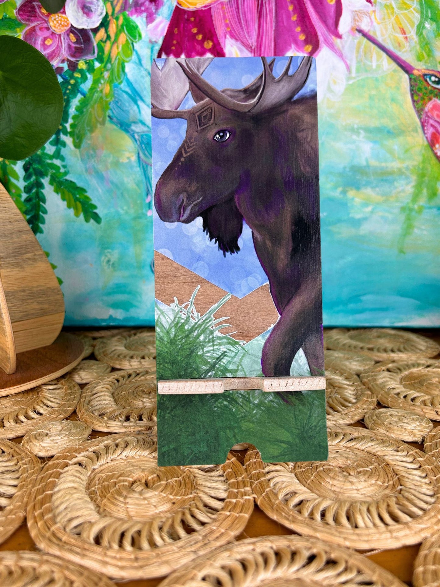 Moose - UV print on a wooden cell phone holder (iPhone Android).